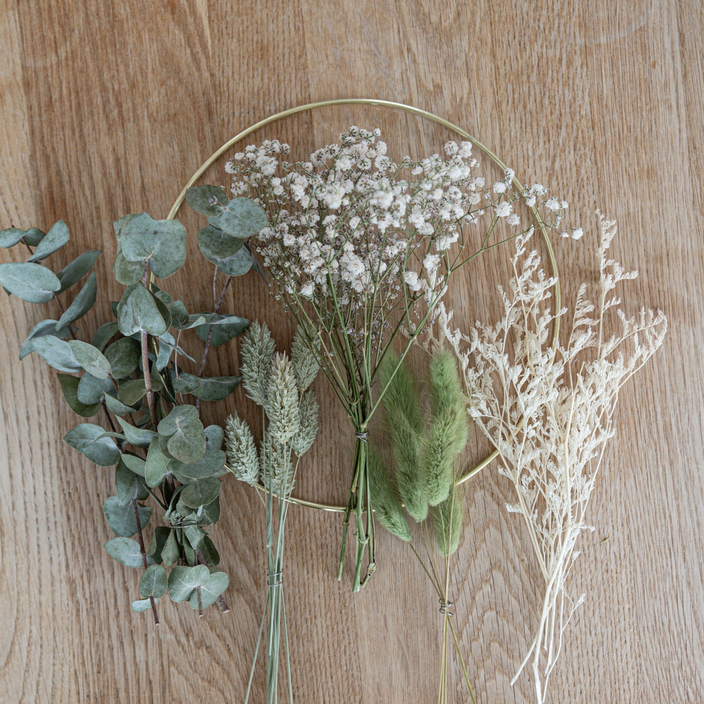 DIY-Trockenblumenreifen Ava Material